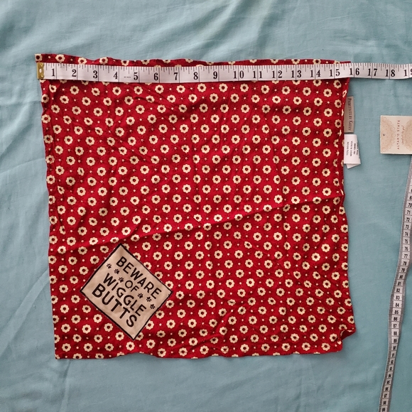 NWT Altar'd State Beware of Wiggle Butts Dog Cat Pet Bandana Red - Picture 5 of 9